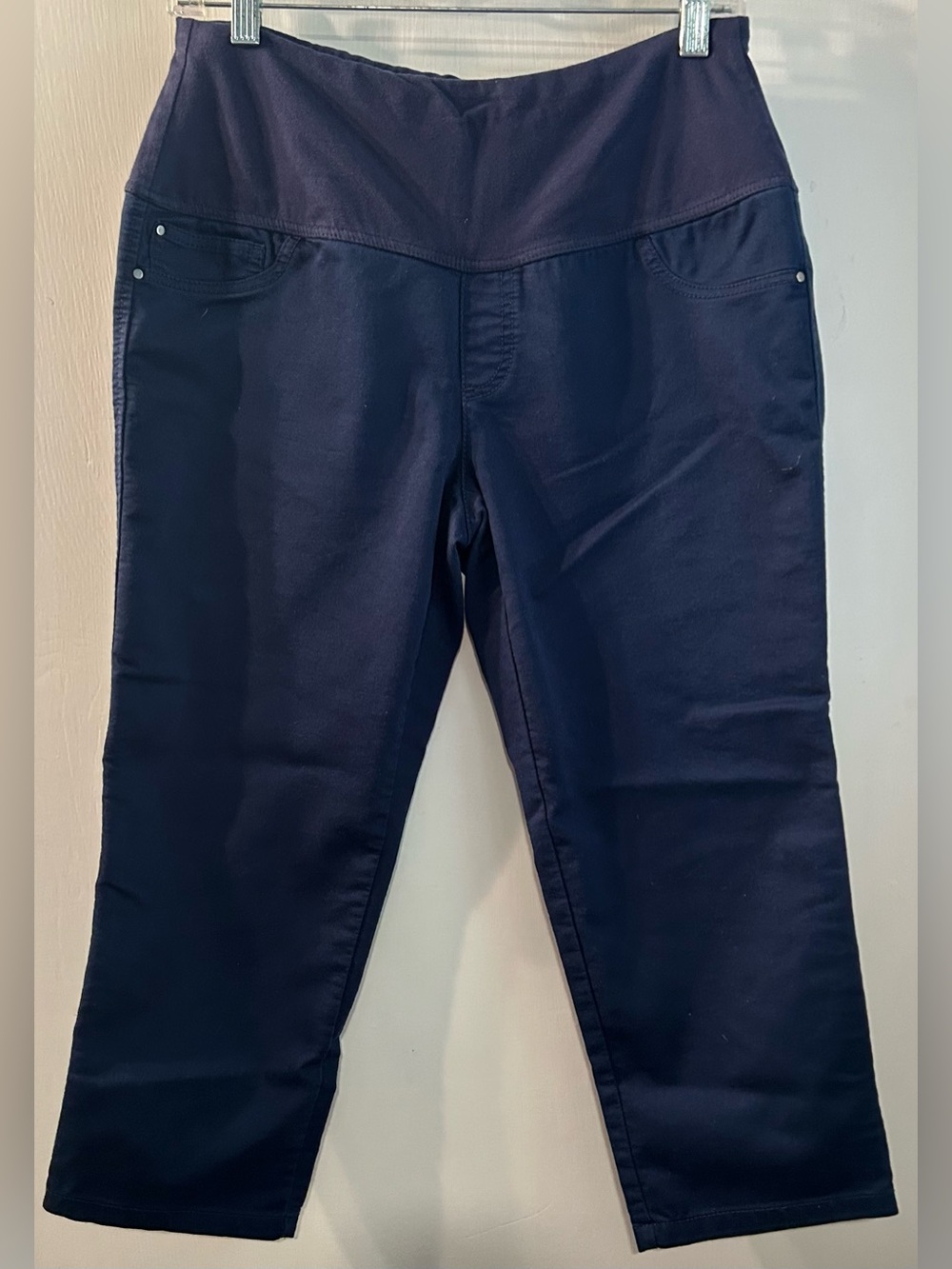 Great Northwest Clothing Company Women’s Navy Maternity Capri Pants Size 9